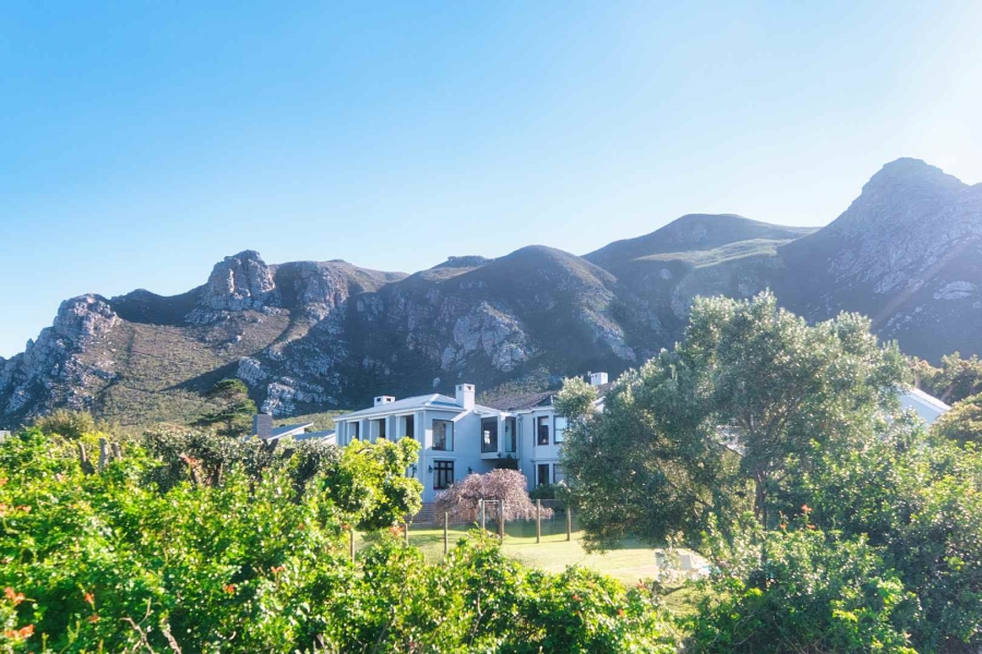 7 Bedroom Property for Sale in Voelklip Western Cape